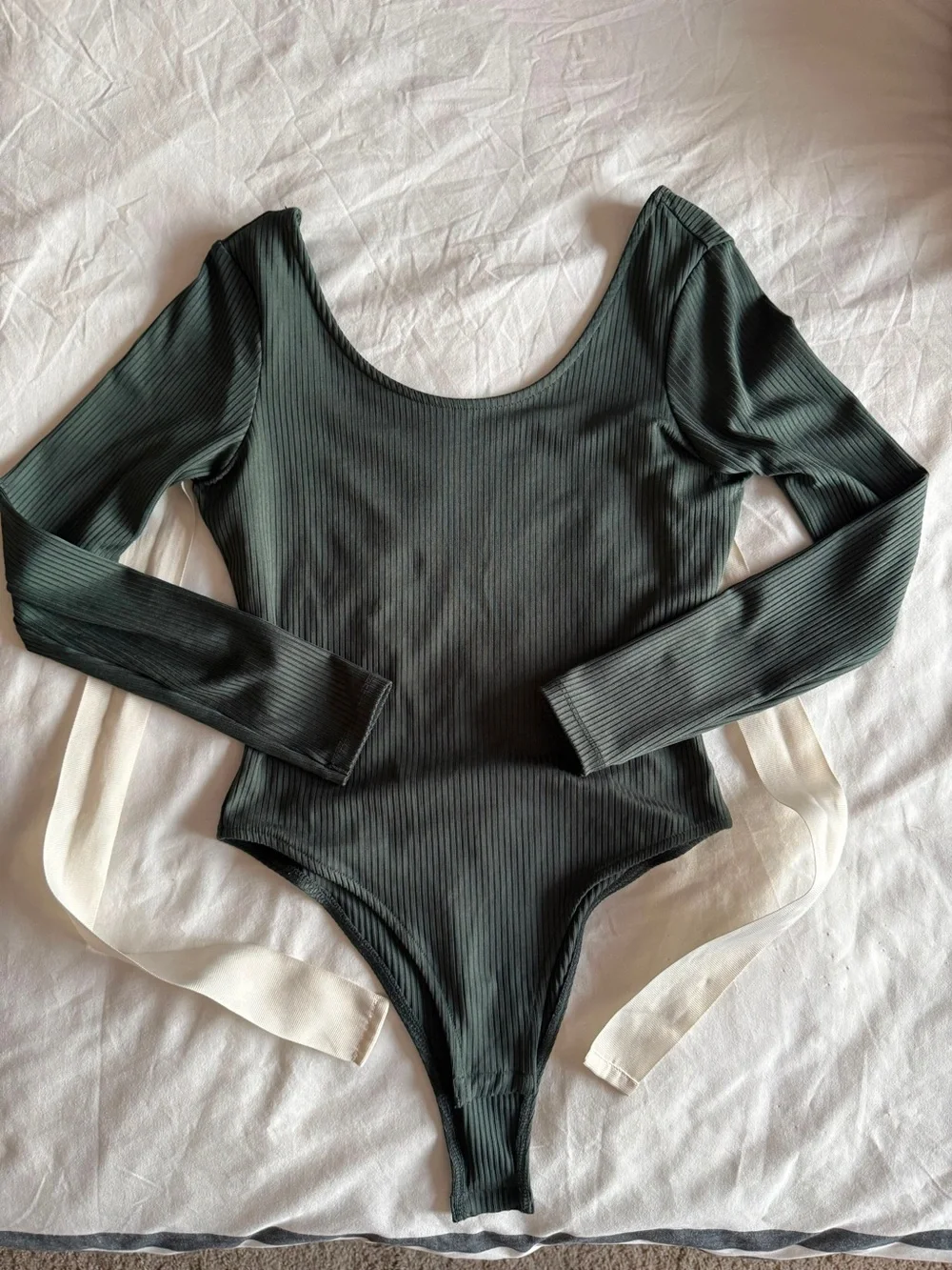Topshop Ribbed Long Sleeve Back Bow Bodysuit Green US 6